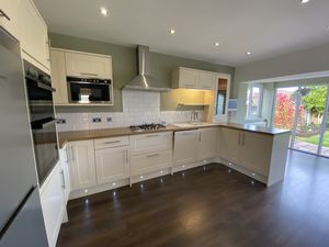Kitchen- click for photo gallery